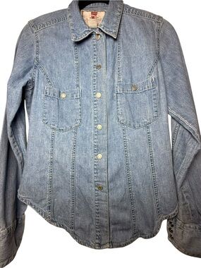 Vintage 90s Levi’s White Tab Fitted Denim Snap Shirt Small